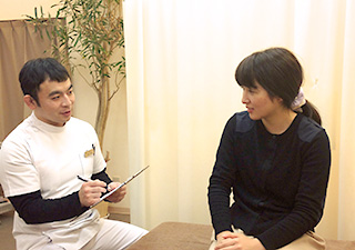 カウンセリング中の写真